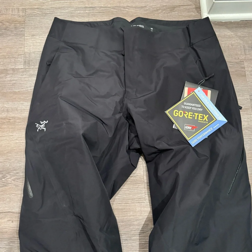 Arcteryx Andessa Ski Snow Pants in Black